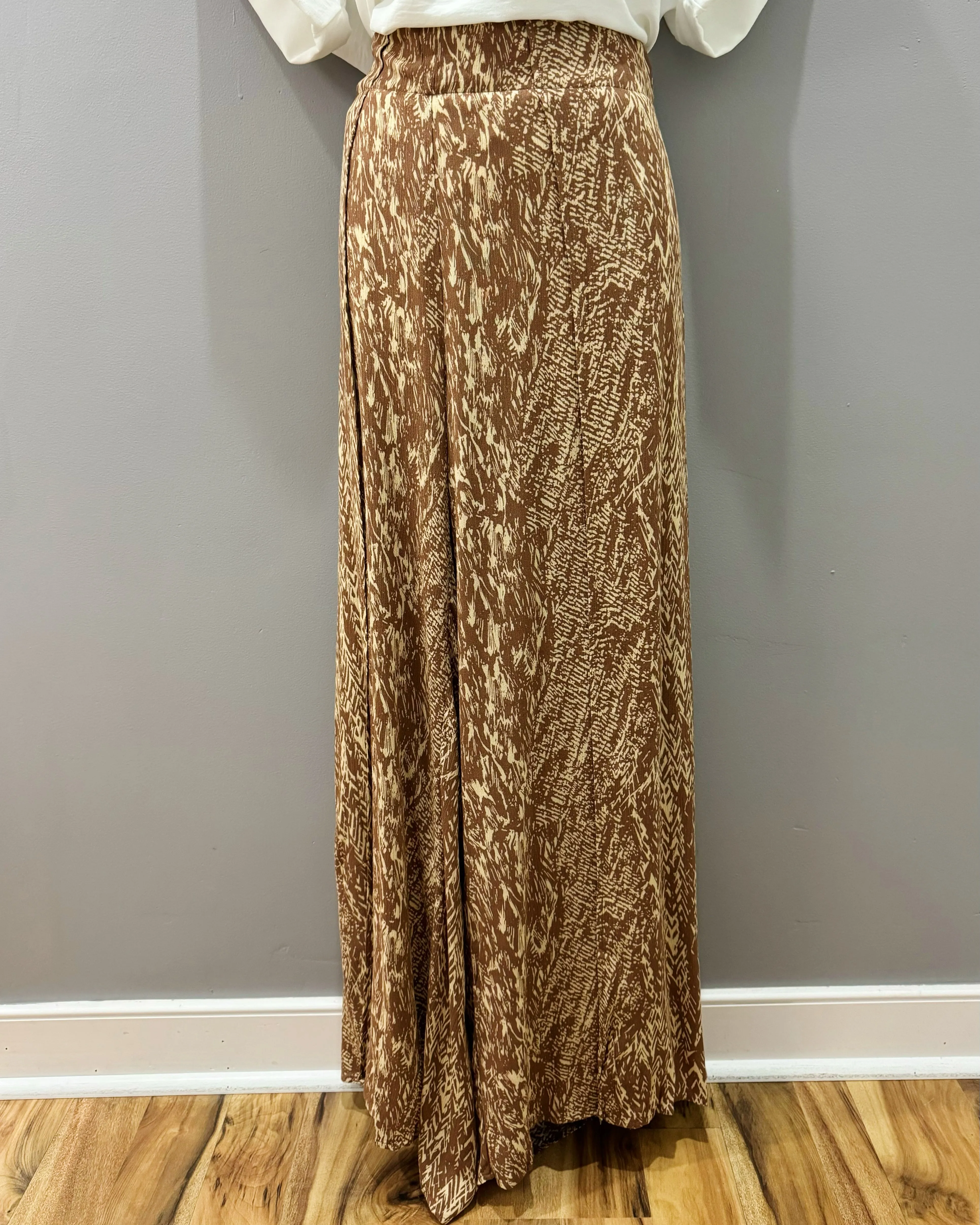 Nico CURVY Wide Leg Pants in Mocha FINAL SALE