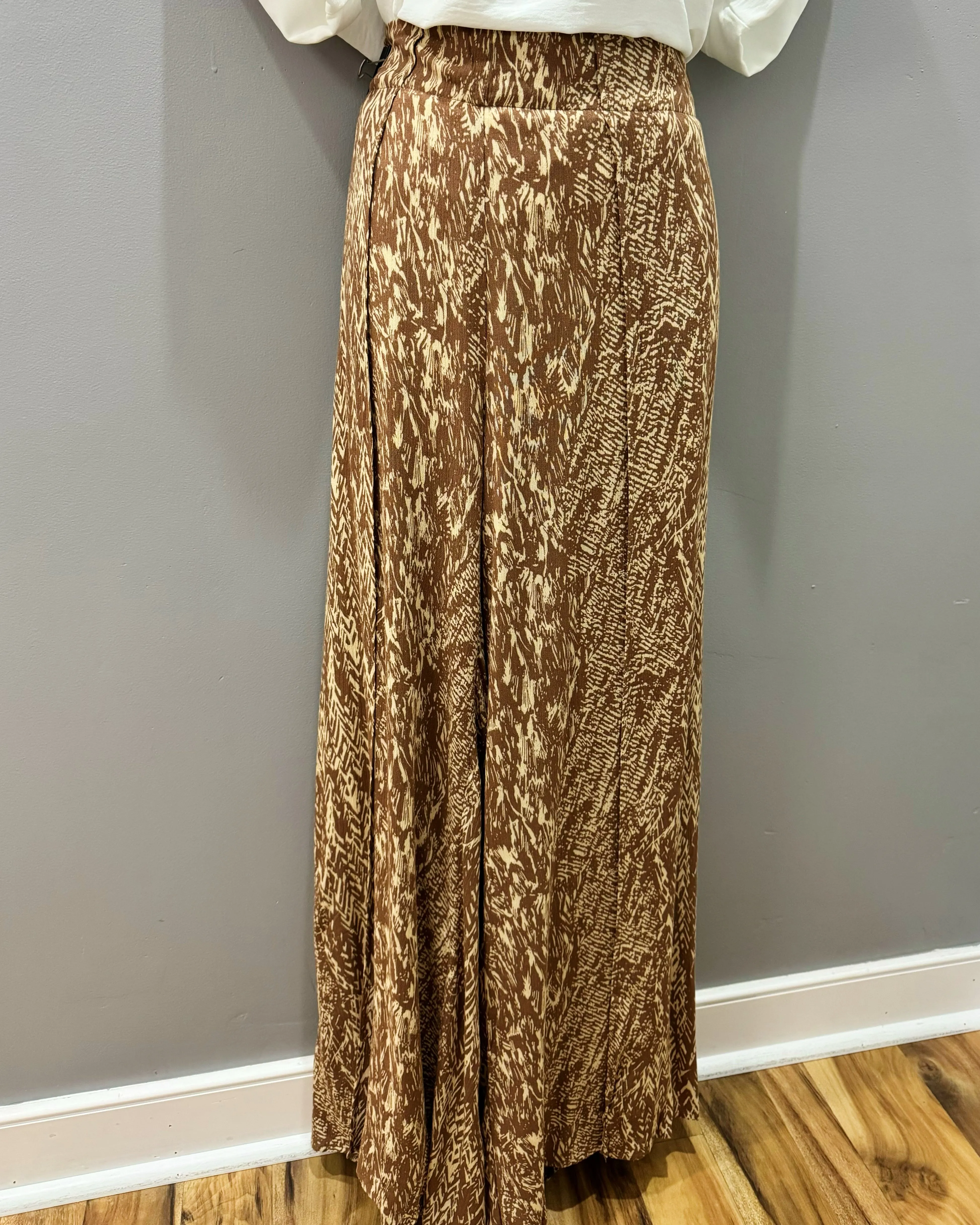 Nico CURVY Wide Leg Pants in Mocha FINAL SALE