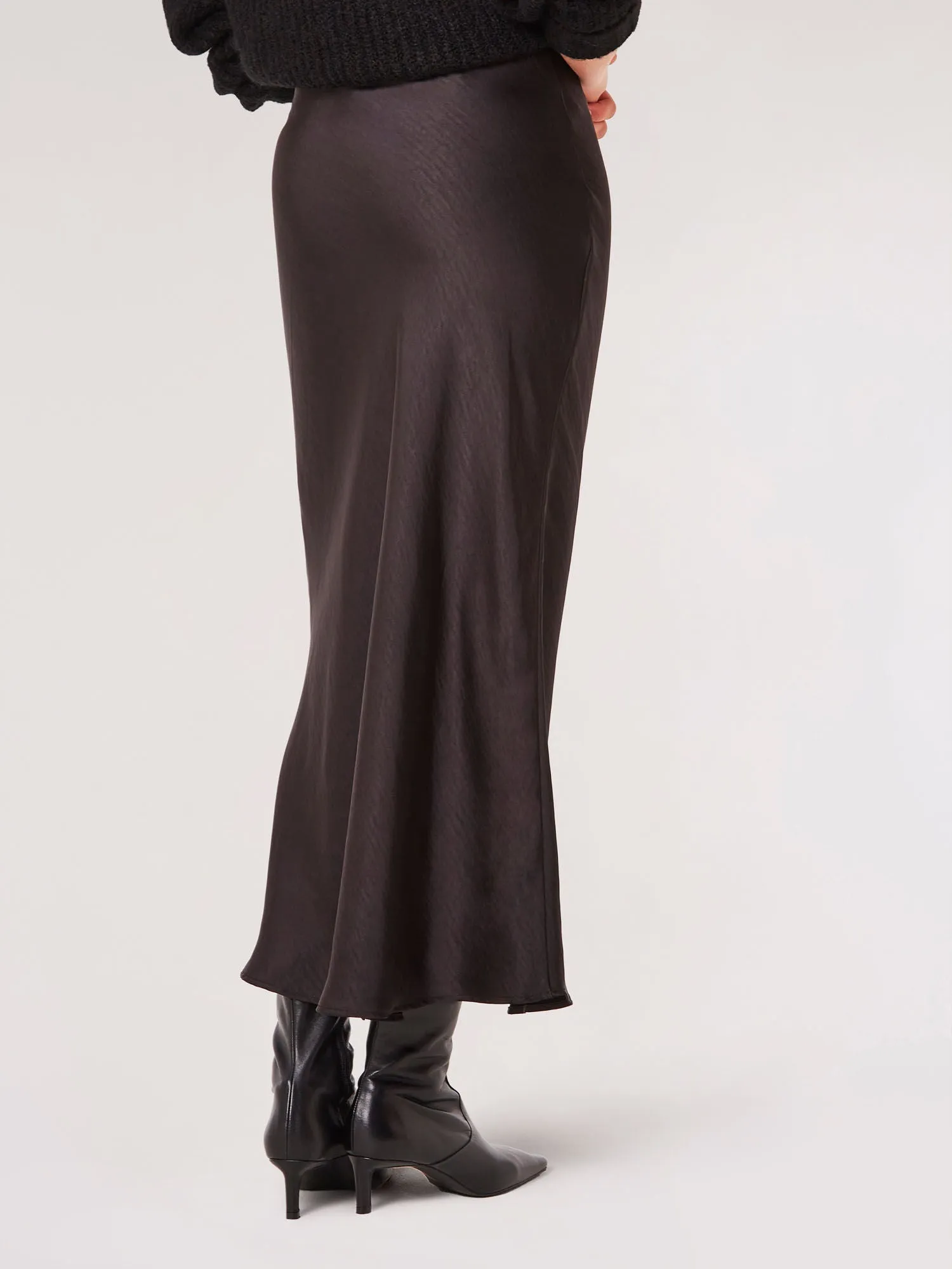 Satin Maxi Skirt | Apricot - Clearance
