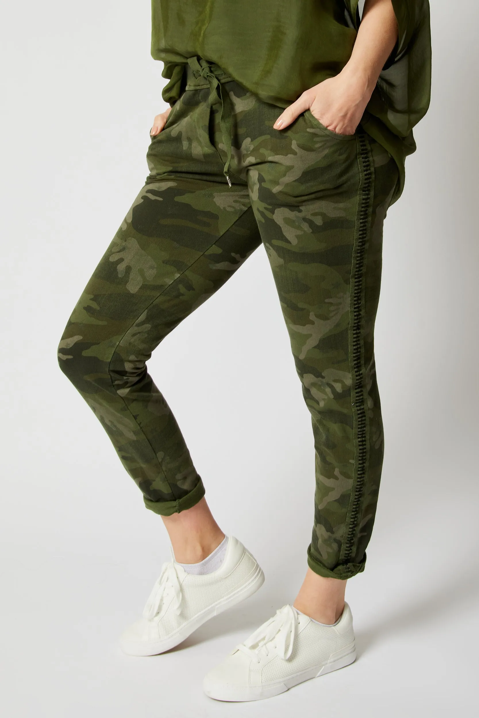Soft Camo Pants with Mini Stars (10 Colors)