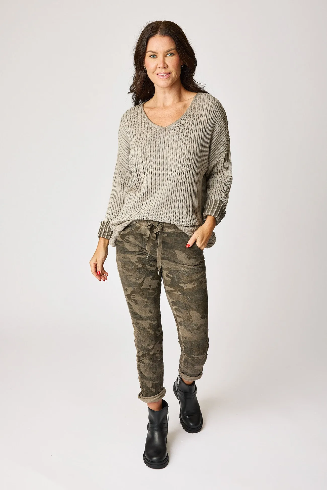 Soft Camo Pants with Mini Stars (10 Colors)