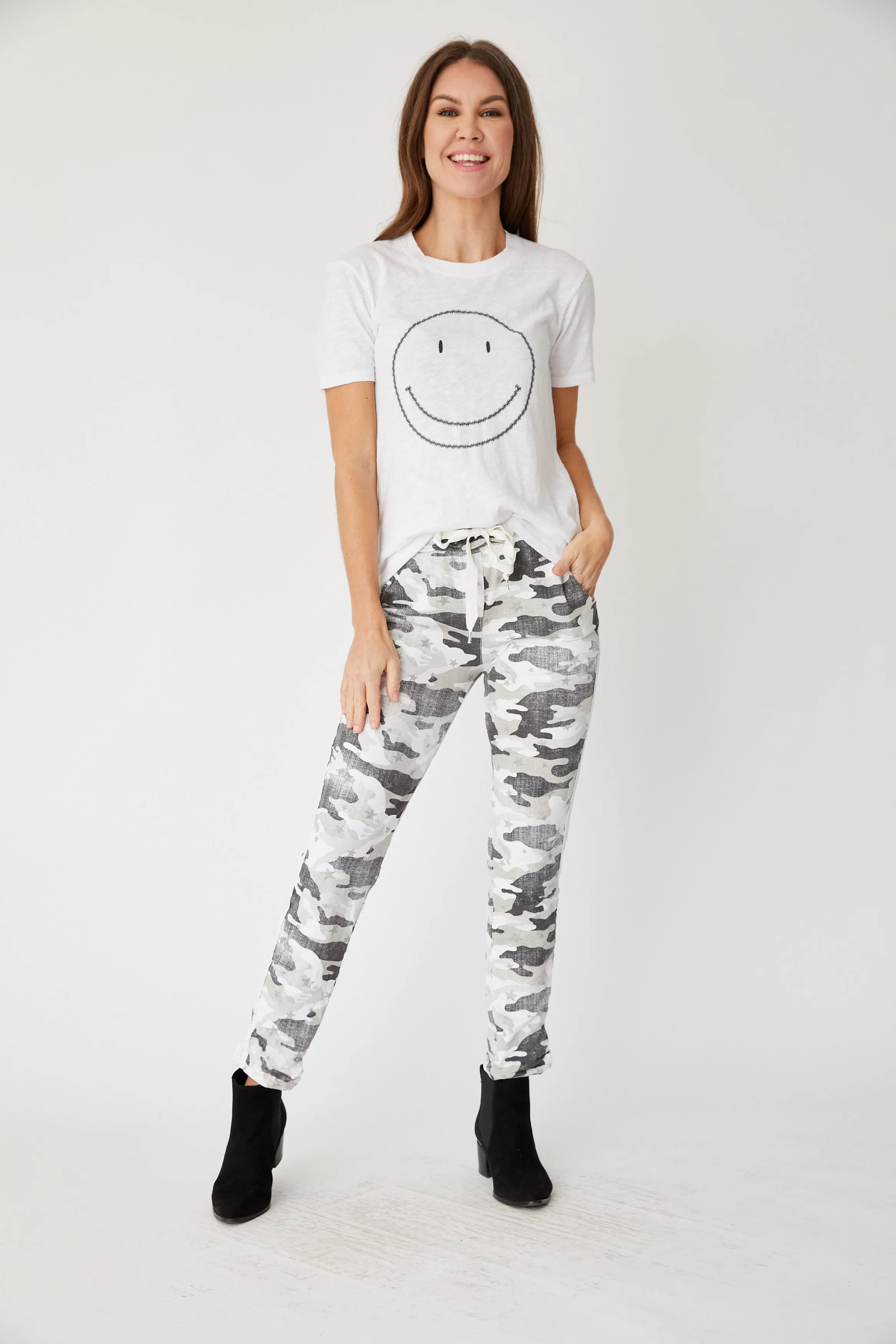 Soft Camo Pants with Mini Stars (10 Colors)