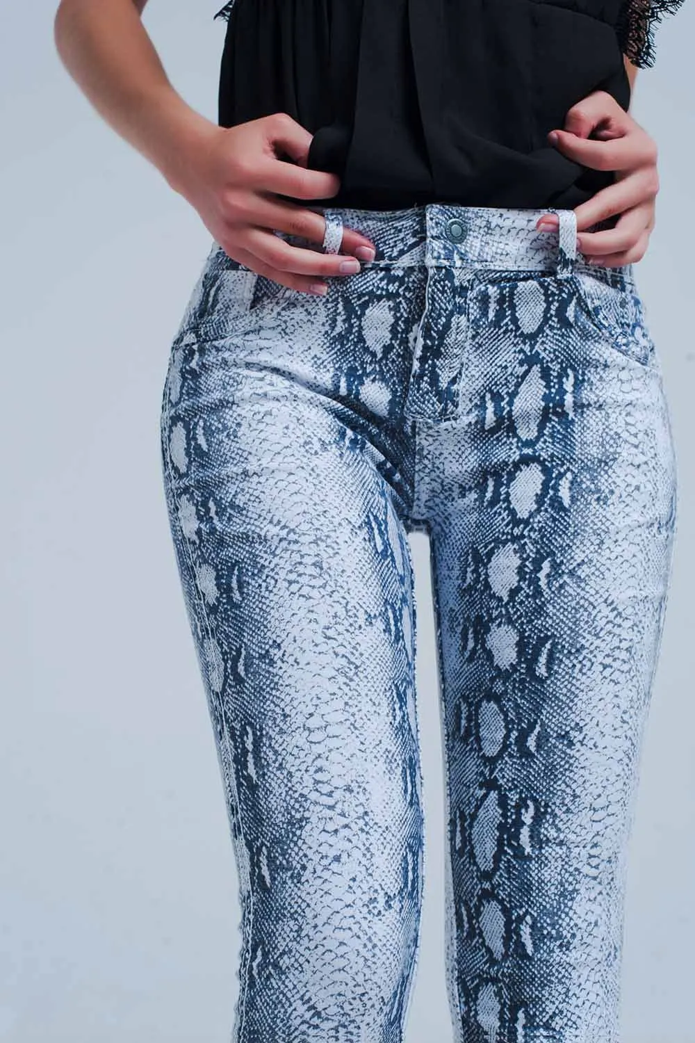 White reversible jeans
